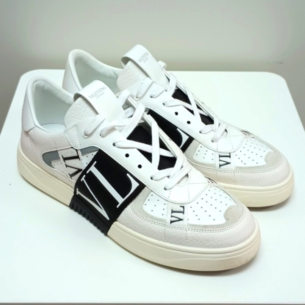 Valentino Garavani Low-Top SneakerTUC58Y0